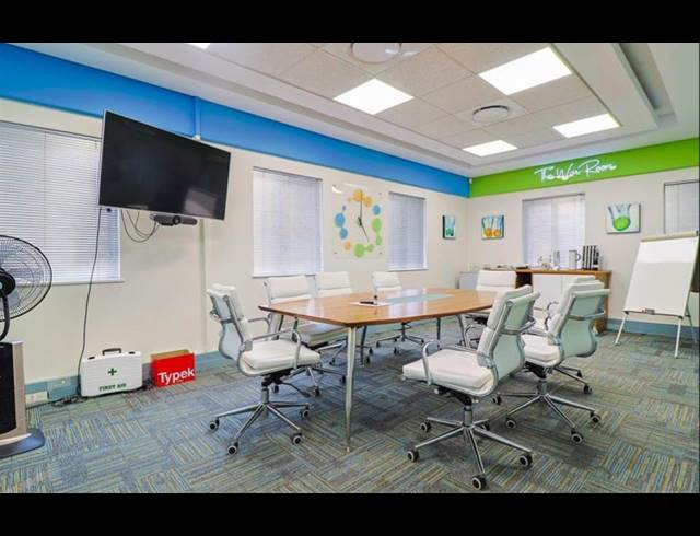 229M² OFFICE FOR SALE IN MEYERSDAL